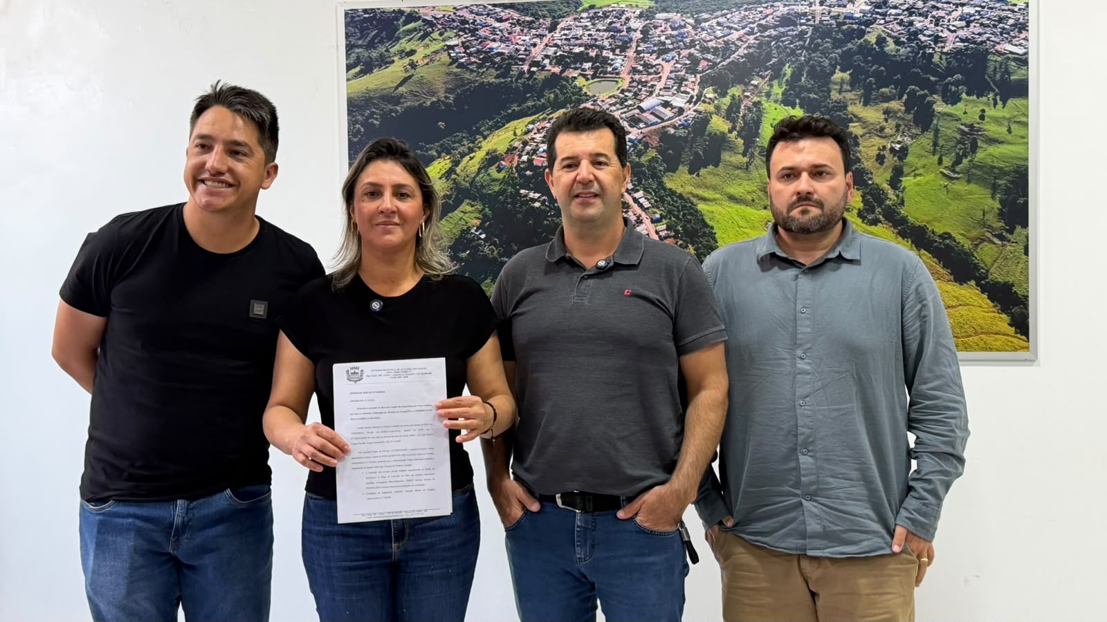 Ordem de serviço é assinada e obra do asfalto entre Altamira do Paraná e Laranjal entra na fase de execução.
