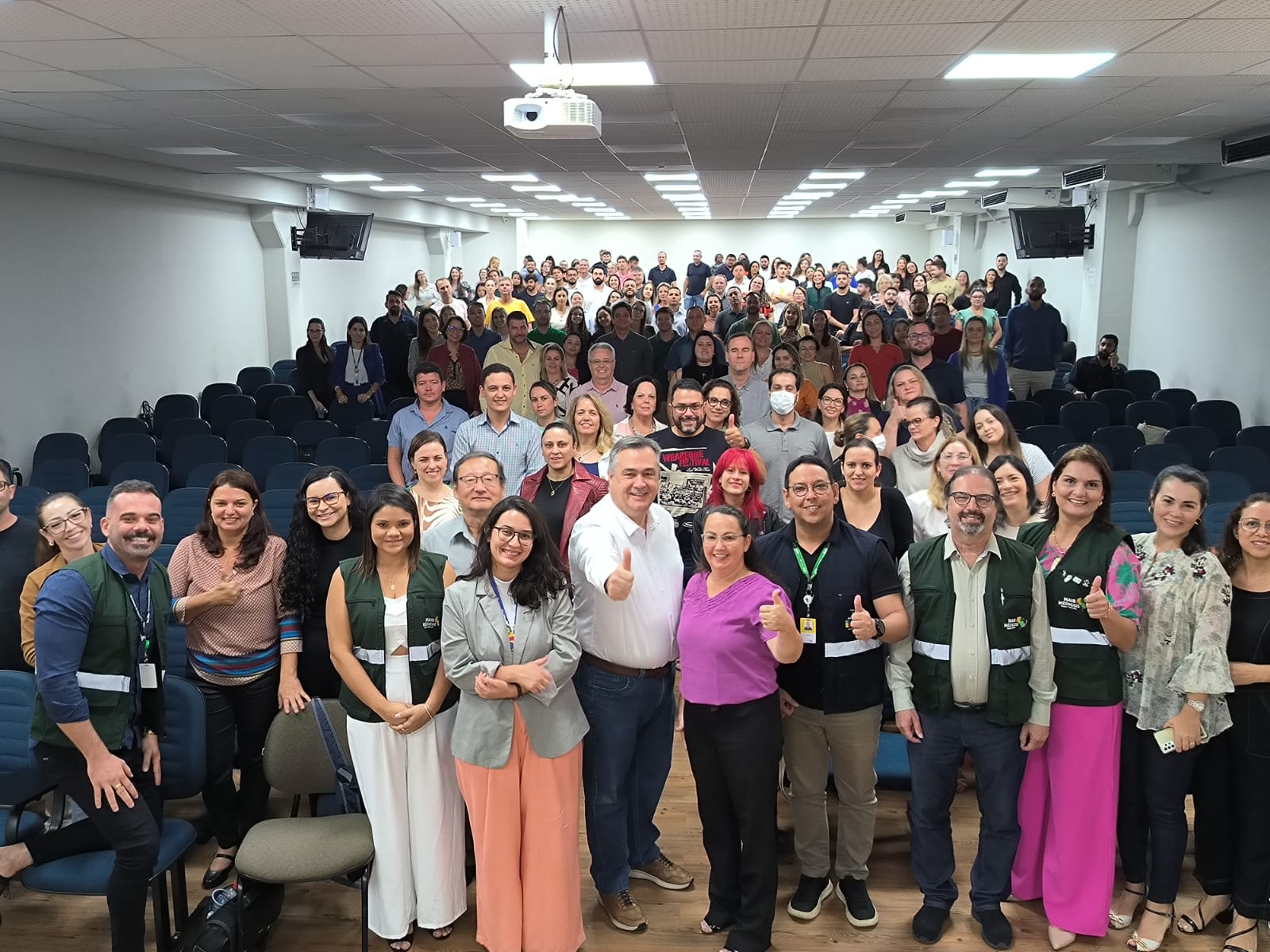 Paraná realiza acolhimento de mais 163 profissionais do Programa Mais Médicos
