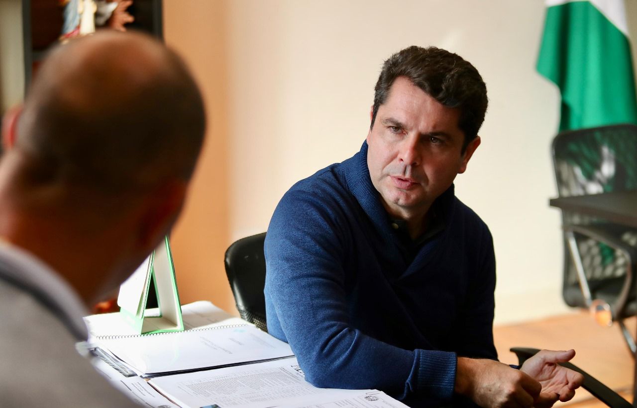 Alexandre Curi tem encontro com prefeitos da Comcam e Amepar.