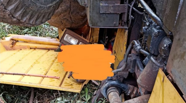 Agricultor morre após trator tombar em Mamborê.