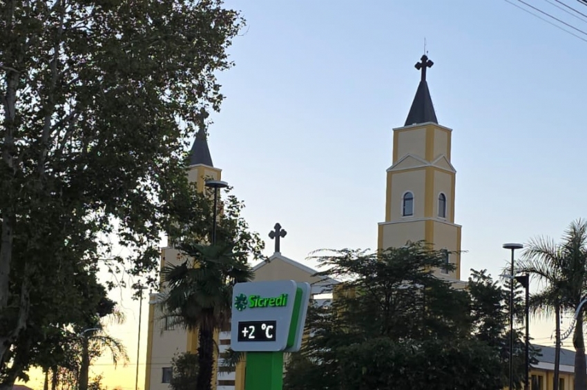 O frio chegou com força em Campina da Lagoa!