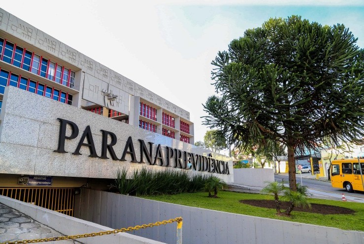 Aposentados devem se recadastrar na Paranaprevidência até dezembro.