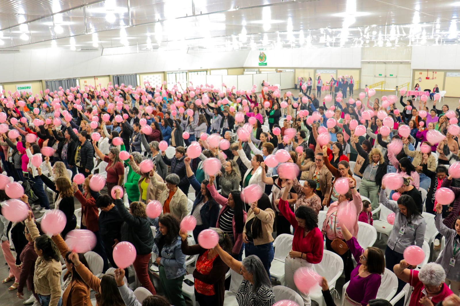 Coagru promove Momento Rosa para mulheres.