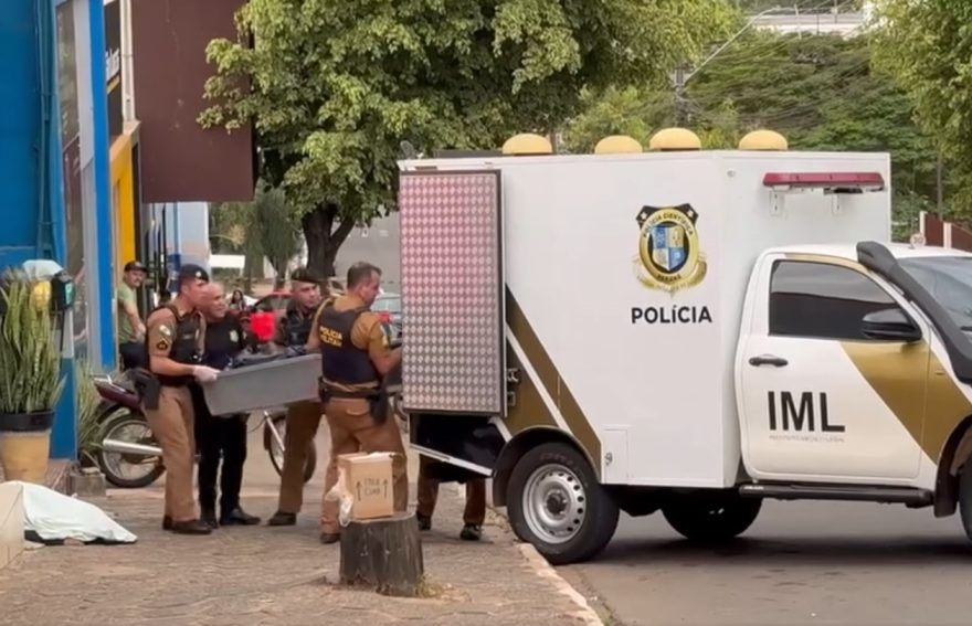Tragédia dupla: PM é assassinada pelo namorado e mãe morre após passar mal com cena; autor cometeu suicídio.