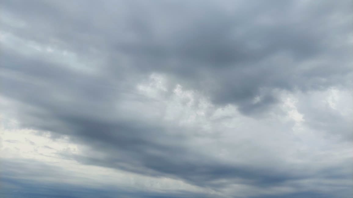 Paraná tem alerta de tempestades e risco de granizo em mais de 200 cidades.