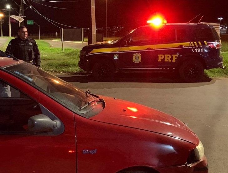 Motorista bêbado é preso após provocar acidente em Campo Mourão.
