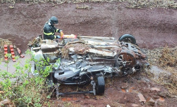 Ubiratã: Três pessoas morrem em grave acidente.