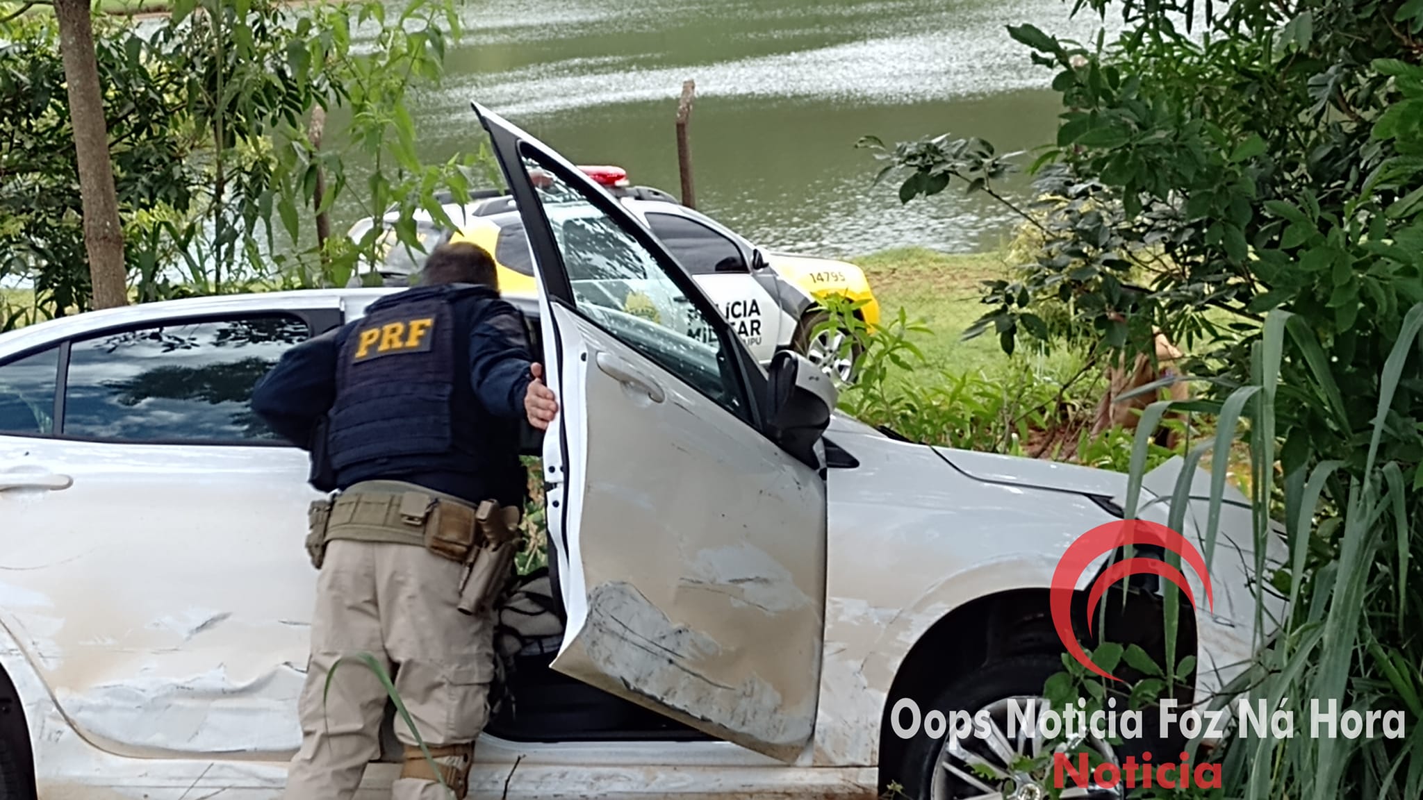 Bandidos fortemente armados assaltam compristas na BR-277.