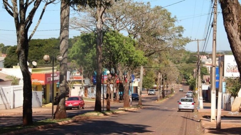 Prefeitos protestam nesta quarta contra queda em repasses aos municípios.