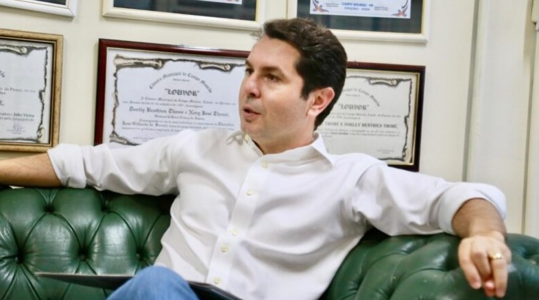 Alexandre Curi faz balanço das ações e comenta possível candidatura ao governo.