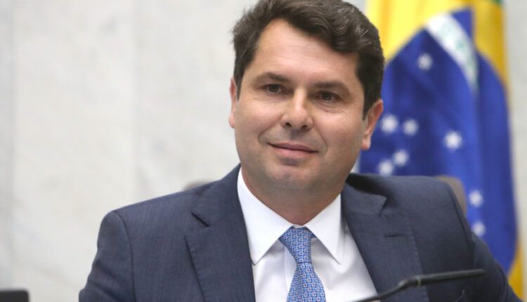 Em votação unânime, Alexandre Curi é eleito presidente da Alep