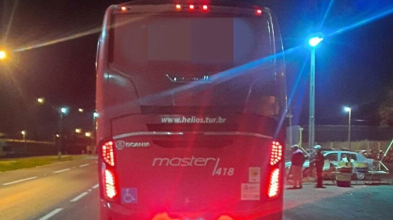 Mais um ônibus é assaltado em rodovia da região.